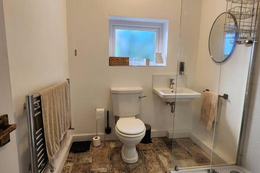 Spacious Guest Flat Near Roundhay Park Leeds  Exteriér fotografie
